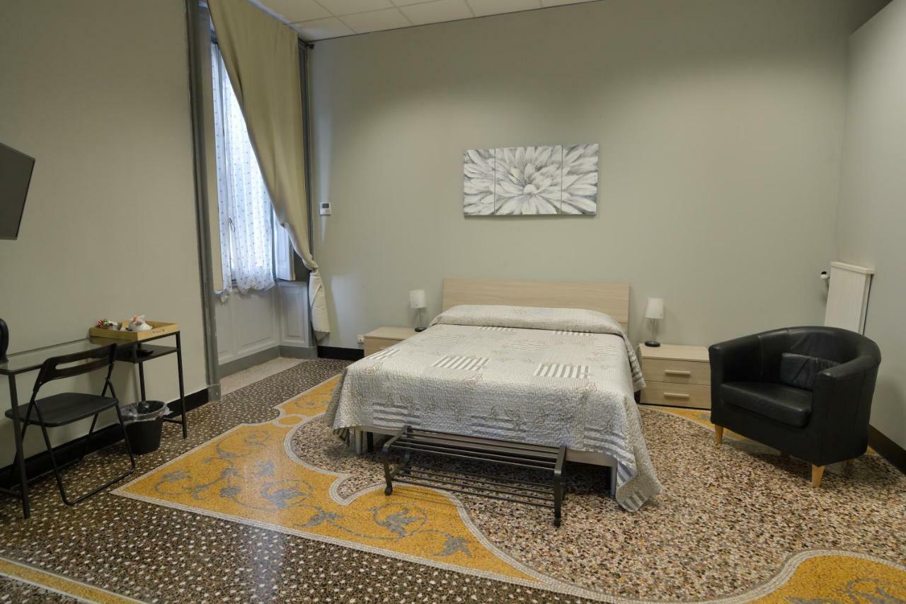 Check-Inn Rooms Genova Centro المظهر الخارجي الصورة